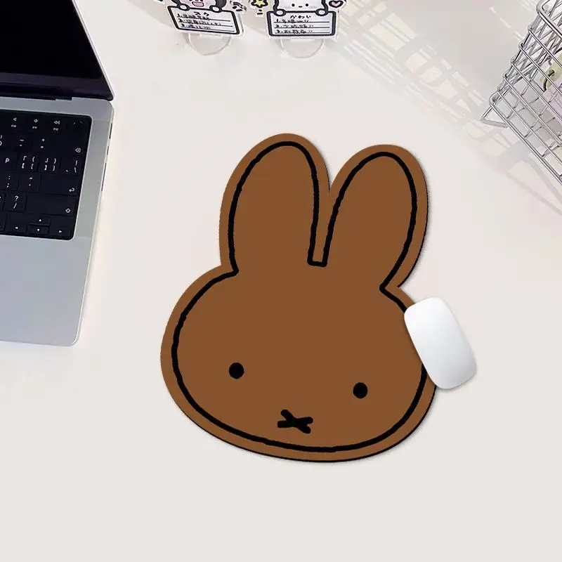 Urocza podkładka pod mysz w ks – Desk Setup Cozy recenzja i cena